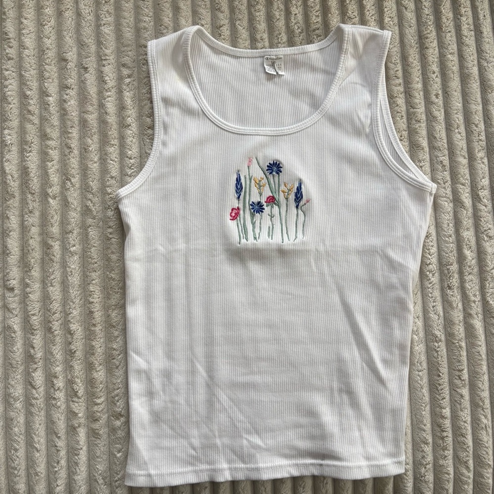 Champion | Embroidered Floral Tank